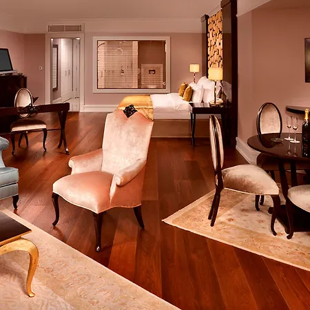 Hotel Marriott Pendik 5*